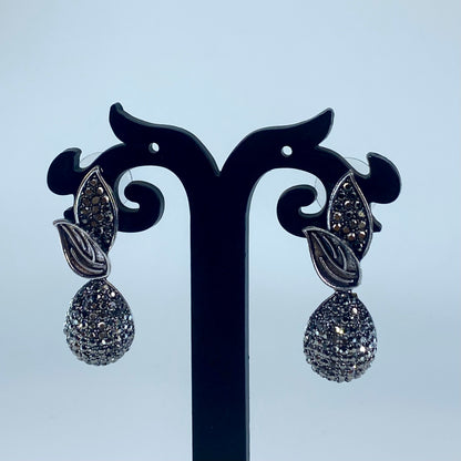 Sparkling Teardrop Elegance Earrings